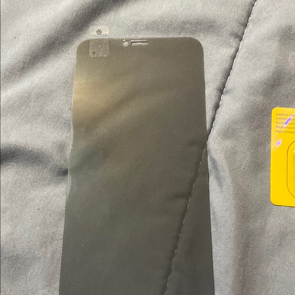 Phone Screen Protector with Installation Kit - Picture 2 of 3